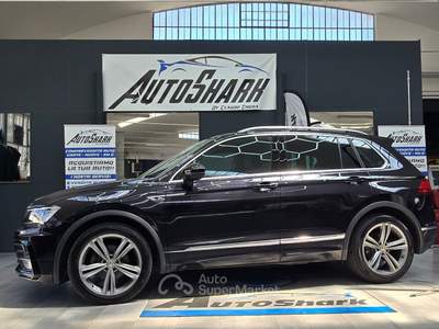 Volkswagen Tiguan VOLKSWAGEN TIGUAN 1.6 TDI R-LINE SPORT Nero usata Torino