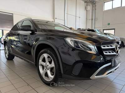 Mercedes-Benz GLA Automatic 4Matic Sport //LED//NAVI//BLUETOOTH Nero usata Parma