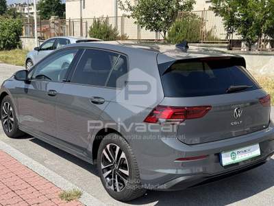 Volkswagen Golf VOLKSWAGEN Golf 2.0 TDI 115 CV SCR Life Grigio usata Cuneo