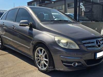 Mercedes-Benz Classe B CDI Sport Grigio usata Frattaminore