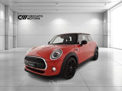 MINI 1.5 Cooper D Hype 5 1.5 TwinPower Turbo Cooper D Business XL DCT Arancione usata Padova