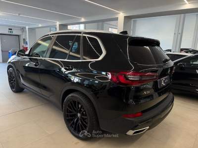 BMW X5 xDrive25d Business Nero usata Savona