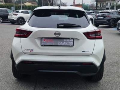 Nissan Juke 1.6 HEV N-Connecta Bianco usata Lucca