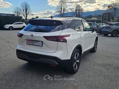 Nissan Qashqai MHEV 140 CV N-Connecta Bianco usata Lucca