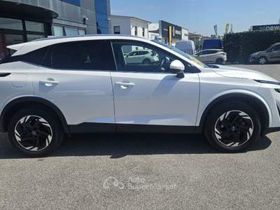 Nissan Qashqai MHEV 158 CV Xtronic N-Connecta Bianco usata Lucca