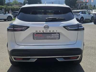 Nissan Qashqai MHEV 158 CV Xtronic N-Connecta Bianco usata Lucca