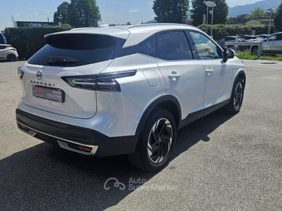 Nissan Qashqai MHEV 158 CV Xtronic N-Connecta Bianco usata Lucca