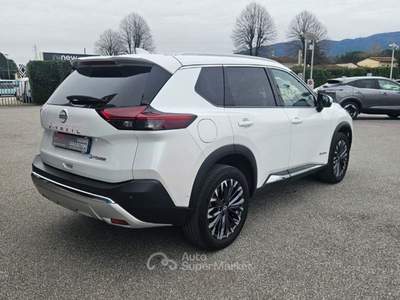 Nissan X-Trail e-Power 2WD 5 posti Tekna Bianco usata Lucca