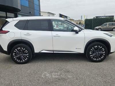 Nissan X-Trail e-Power 2WD 5 posti Tekna Bianco usata Lucca