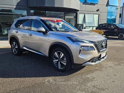 Nissan X-Trail e-Power 2WD 5 posti Tekna Argento usata Lucca