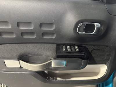 Citroen C3  1.2 puretech shine s&s 83cv Blu/Azzurro usata Firenze