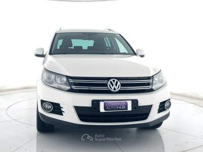 Volkswagen Tiguan Tiguan 2.0 tdi sport&style 4motion 140cv dsg bluetooth+c 17" Bianco usata Ghedi