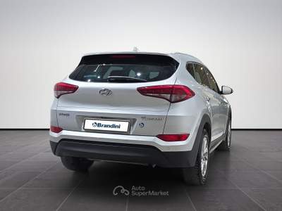 Hyundai Tucson  1.7 crdi xpossible 2wd 115cv Bianco usata Firenze