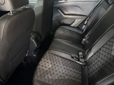 Volkswagen Polo Nuova t-cross r-line plus 1.0 tsi 85 kw (115 cv) manuale Bianco usata Salerno