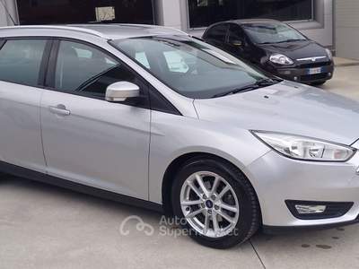 Ford Focus Start&Stop SW Titanium Grigio usata Isernia
