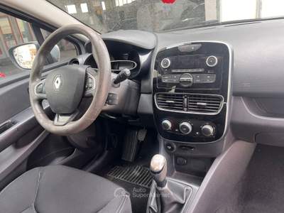 Renault Clio RENAULT CLIO 1,2 BUSINESS Argento usata Sannicola