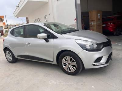 Renault Clio RENAULT CLIO 1,2 BUSINESS Argento usata Sannicola