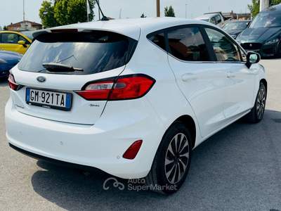 Ford Fiesta 5 porte Titanium Bianco usata Massarosa