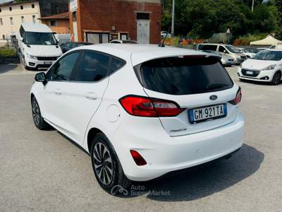 Ford Fiesta 5 porte Titanium Bianco usata Massarosa