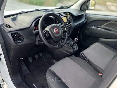 Fiat Doblò Fiat Doblo1.6 MJT Cargo 3 posti Doppia porta, voletto posteriore Bianco usata Cassano delle Murge