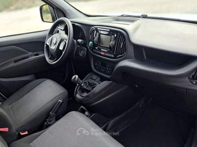 Fiat Doblò Fiat Doblo1.6 MJT Cargo 3 posti Doppia porta, voletto posteriore Bianco usata Cassano delle Murge