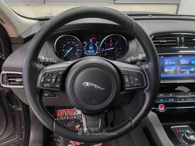 Jaguar F-Pace 2.0D PURE AWD 180CV AUTO Grigio usata Mazzano