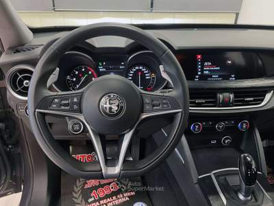 Alfa Romeo Stelvio 2.2 TURBODIESEL EXECUTIVE Q4 190CV AUTO MY19 Grigio usata Mazzano
