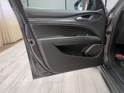 Alfa Romeo Stelvio 2.2 TURBODIESEL EXECUTIVE Q4 190CV AUTO MY19 Grigio usata Mazzano
