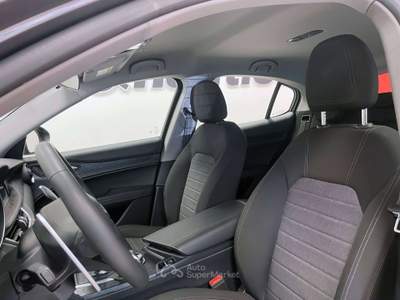 Alfa Romeo Stelvio 2.2 TURBODIESEL EXECUTIVE Q4 190CV AUTO MY19 Grigio usata Mazzano
