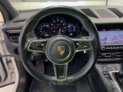 Porsche Macan 2.0 245cv PDK Bianco usata Mazzano