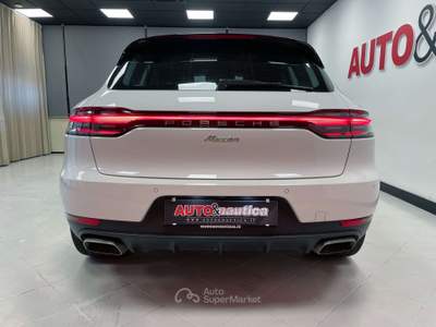Porsche Macan 2.0 245cv PDK Bianco usata Mazzano
