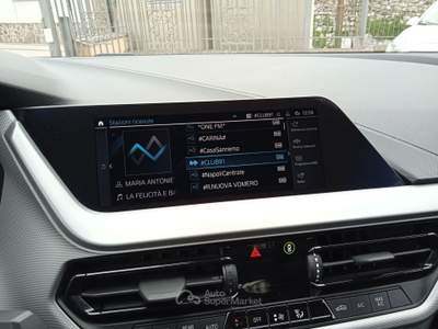 BMW Serie 1 116d 116d 5p. Business Advantage automatico Grigio usata SOLOFRA