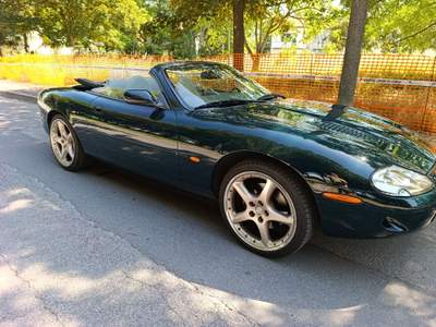 Jaguar XK XKR cabrio Verde usata Riccione