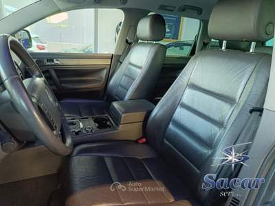 Volkswagen Touareg 3.0 V6 tdi Exclusive tiptronic dpf Blu/Azzurro usata Potenza