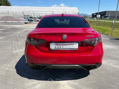 Alfa Romeo Giulia AT8 Competizione Q4 ROSSO ALFA-KM 13.500 Rosso usata Caerano di San Marco