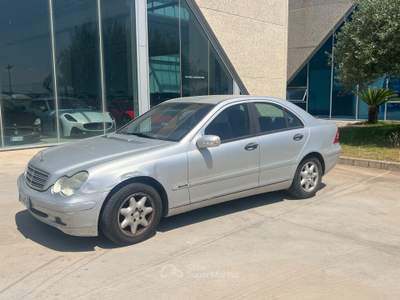 Mercedes-Benz Classe C C 200 Kompressor cat Classic Evo Grigio usata Gela