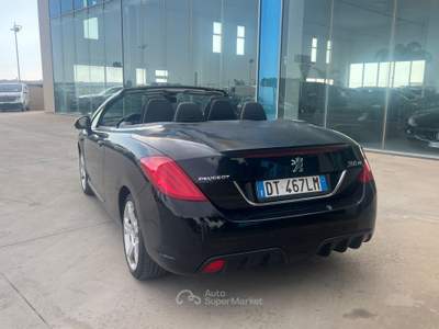 Peugeot 308 CC Féline Nero usata Gela