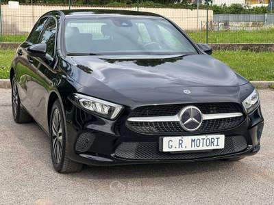 Mercedes-Benz Classe A ephev (eq-power) Business auto Nero usata Castegnato