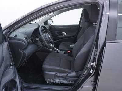 Toyota Yaris Miglior prezzo garantito e consegna in pochi giorni Grigio usata Reggio nell'Emilia