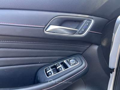 MG HS MG HS 1.5 LUXURY Argento usata Sannicola