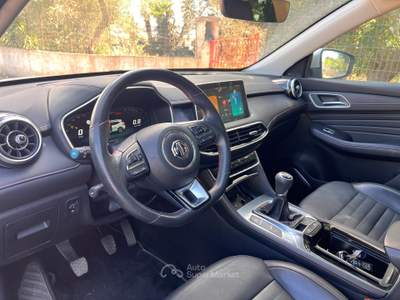MG HS MG HS 1.5 LUXURY Argento usata Sannicola