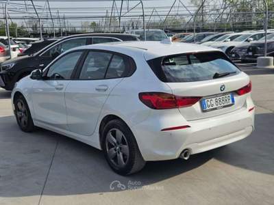 BMW Serie 1 116d Serie 1 F40 116d Business Advantage auto - GG888RP Bianco usata Basiliano