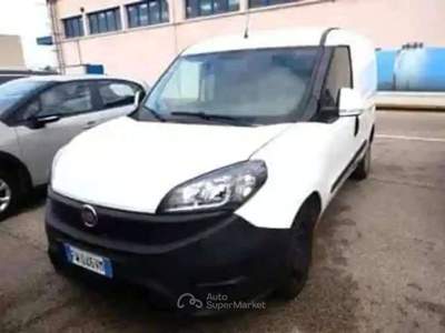 Fiat Doblò CARGO 1.6 Multijet  16v SX 105cv E6  - FW046VM Bianco usata Basiliano