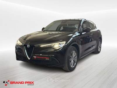 Alfa Romeo Stelvio 2.2 Turbodiesel 190 CV AT8 Q4 Business Nero usata Castenaso