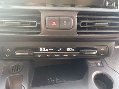Opel Combo Life 1.2 110 CV S&S MT6 Innovation Grigio usata Oderzo