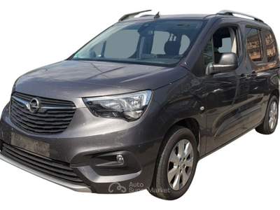 Opel Combo Life 1.2 110 CV S&S MT6 Innovation Grigio usata Oderzo