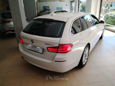 BMW Serie 5 520d d Touring Business Sport Bianco usata Monteforte Irpino