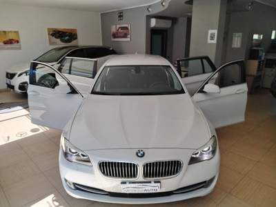BMW Serie 5 520d d Touring Business Sport Bianco usata Monteforte Irpino