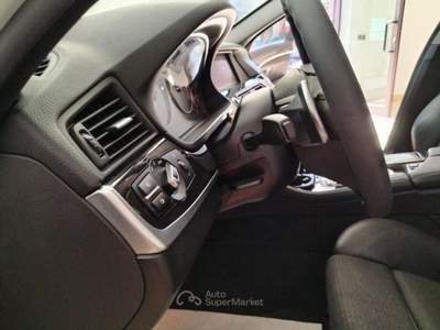 BMW Serie 5 520d d Touring Business Sport Bianco usata Monteforte Irpino