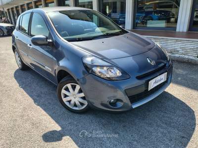 Renault Clio TENUTA MOLTO BENE, NON FUMATORE Blu/Azzurro usata MAZZANO